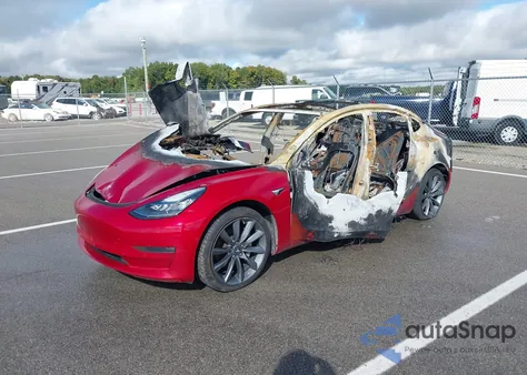 2018 Tesla Model 3 Long Range/Mid Range from USA, damaged, VIN 5YJ3E1EA8JF010462